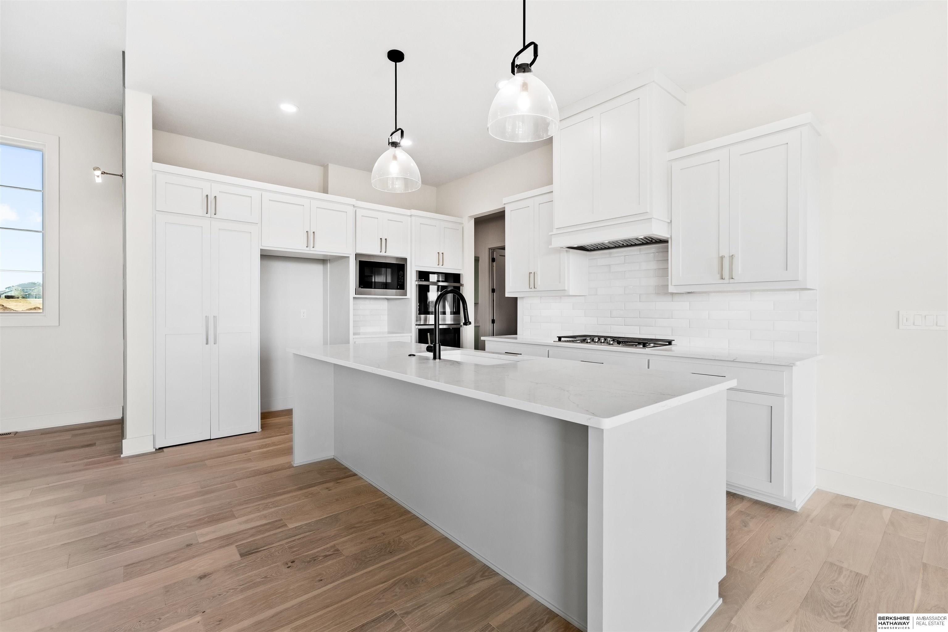 Elkhorn, Nebraska 68022, United States, 5 Bedrooms Bedrooms, ,3 BathroomsBathrooms,Residential,Active,207544