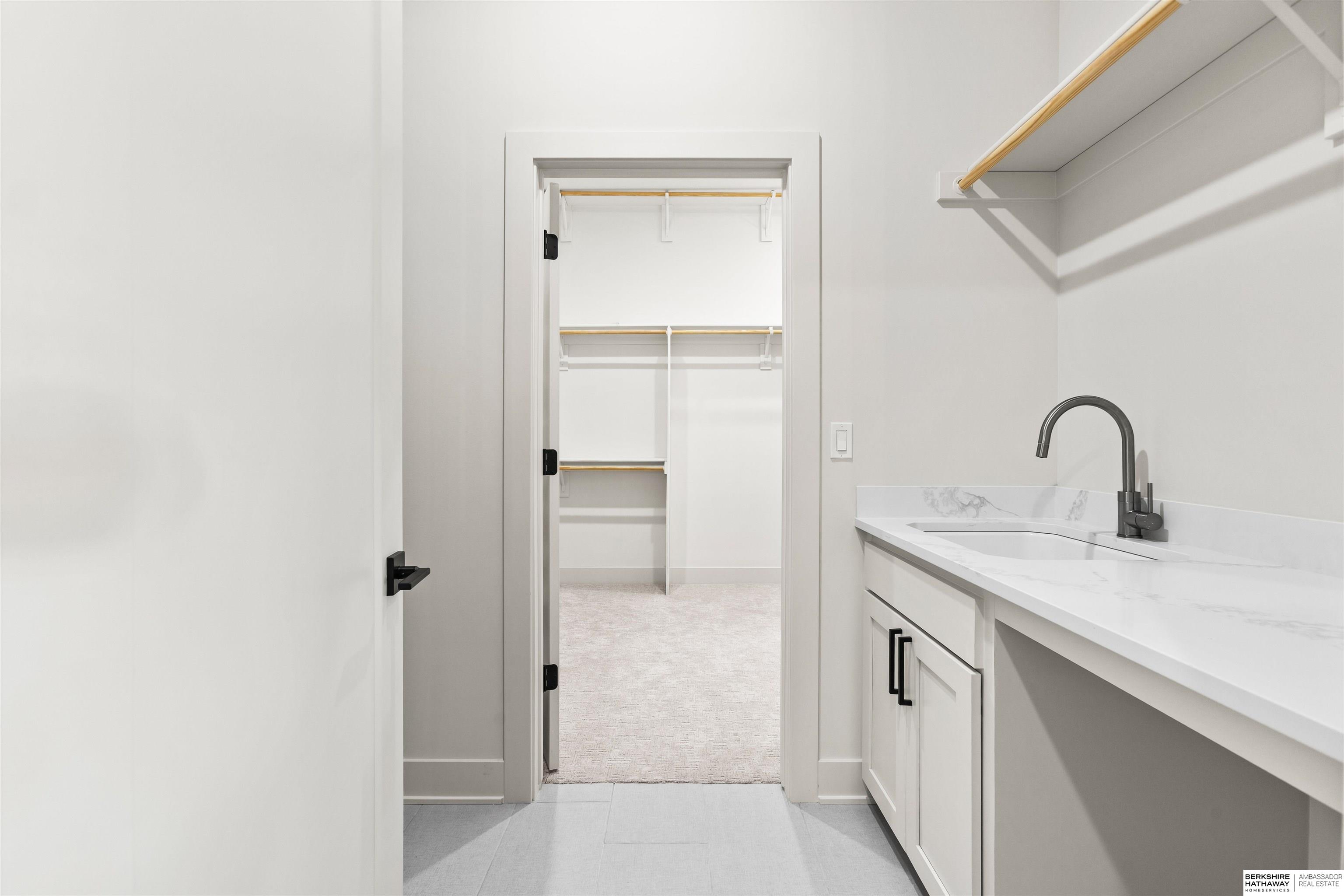 Elkhorn, Nebraska 68022, United States, 5 Bedrooms Bedrooms, ,3 BathroomsBathrooms,Residential,Active,207544