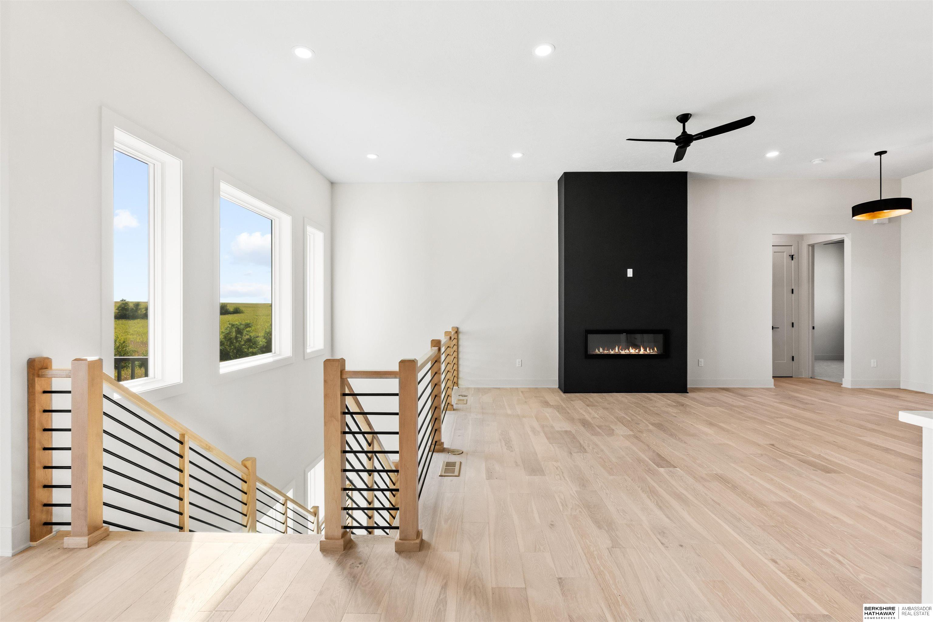 Elkhorn, Nebraska 68022, United States, 5 Bedrooms Bedrooms, ,3 BathroomsBathrooms,Residential,Active,207544