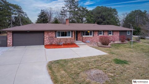 Photo of 4700 S 84th Street, Lincoln, NE 68516 (MLS # 22607114)