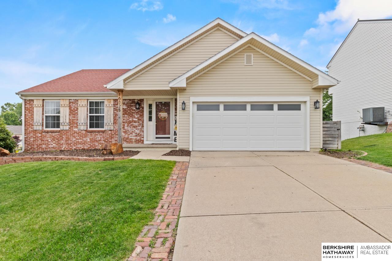 Omaha, Nebraska 68116, United States, 3 Bedrooms Bedrooms, ,2 BathroomsBathrooms,Residential,Active,146612