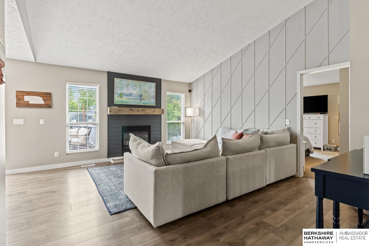 Omaha, Nebraska 68116, United States, 3 Bedrooms Bedrooms, ,2 BathroomsBathrooms,Residential,Active,146612