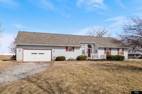 Photo of 26110 W Maple Road, Waterloo, NE 68069 (MLS # 22607958)