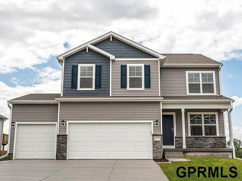 Photo of 5538 N 186th Avenue, Elkhorn, NE 68022 (MLS # 22612798)