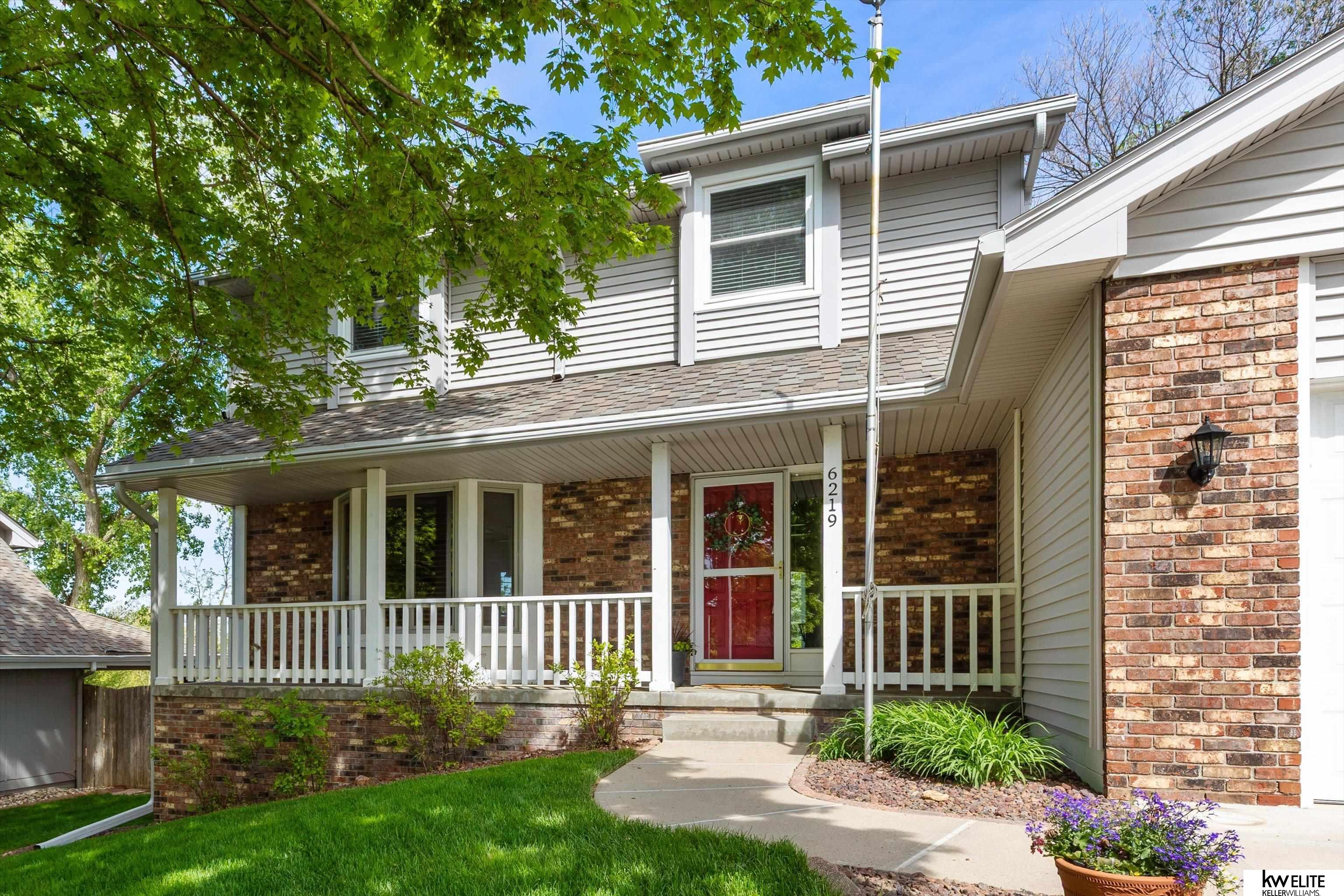 Ralston, Nebraska 68127, United States, 4 Bedrooms Bedrooms, ,2 BathroomsBathrooms,Residential,Pending,133532