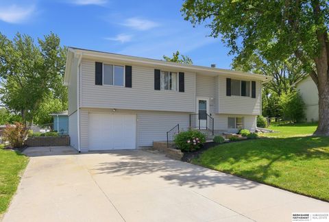 Photo of 4117 N 213 Circle, Elkhorn, NE 68022 (MLS # 22614086)