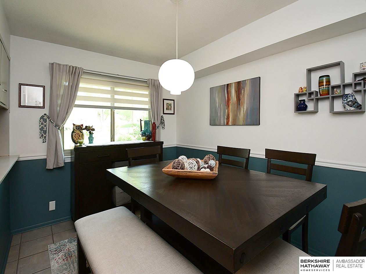 Omaha, Nebraska 68105, United States, 4 Bedrooms Bedrooms, ,2 BathroomsBathrooms,Residential,Active,141415