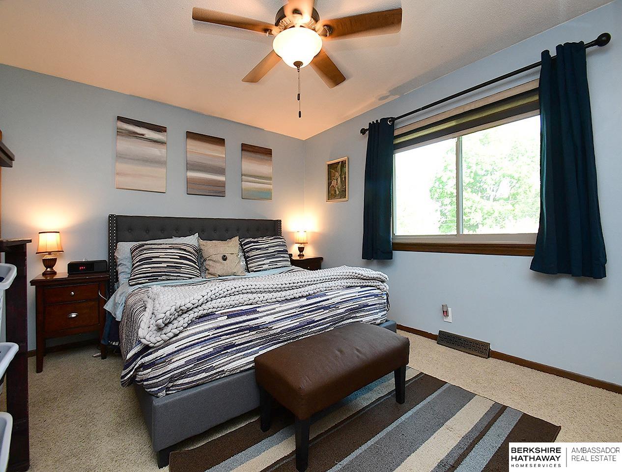 Omaha, Nebraska 68105, United States, 4 Bedrooms Bedrooms, ,2 BathroomsBathrooms,Residential,Active,141415