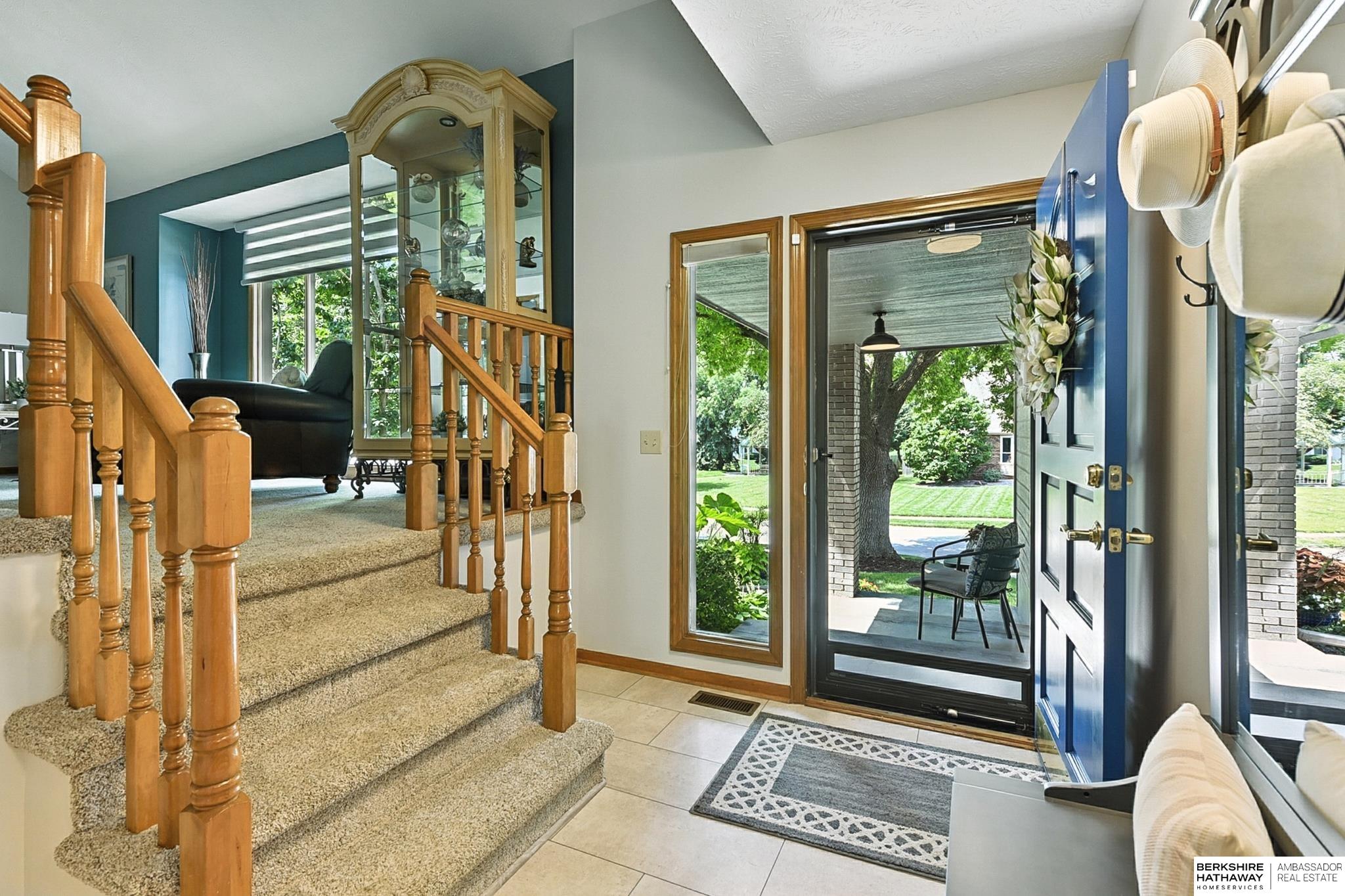 Omaha, Nebraska 68154, United States, 4 Bedrooms Bedrooms, ,3 BathroomsBathrooms,Residential,Active,192600