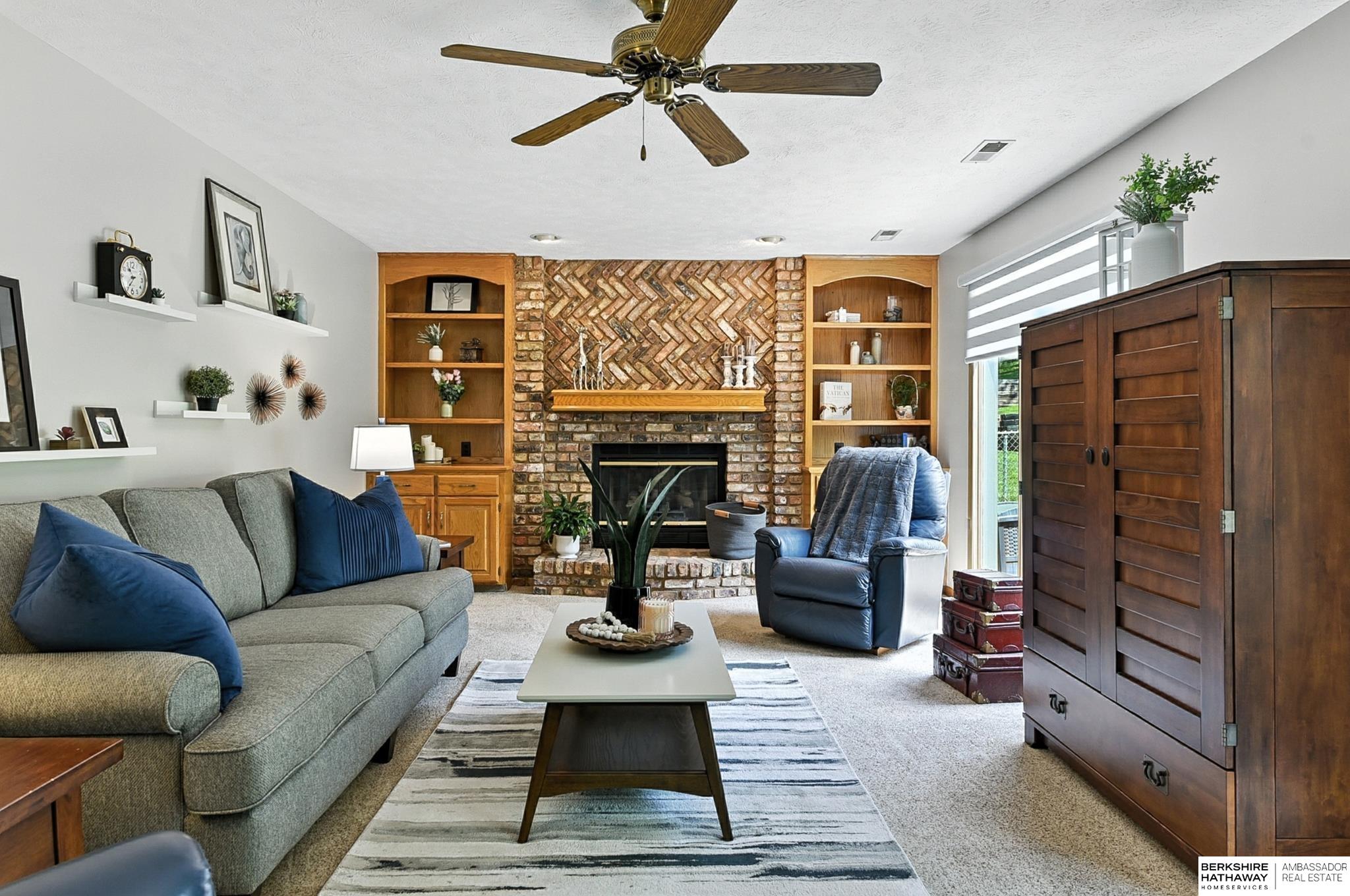 Omaha, Nebraska 68154, United States, 4 Bedrooms Bedrooms, ,3 BathroomsBathrooms,Residential,Active,192600