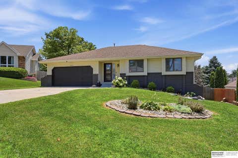 Photo of 13954 Arbor Circle, Omaha, NE 68144 (MLS # 22619423)