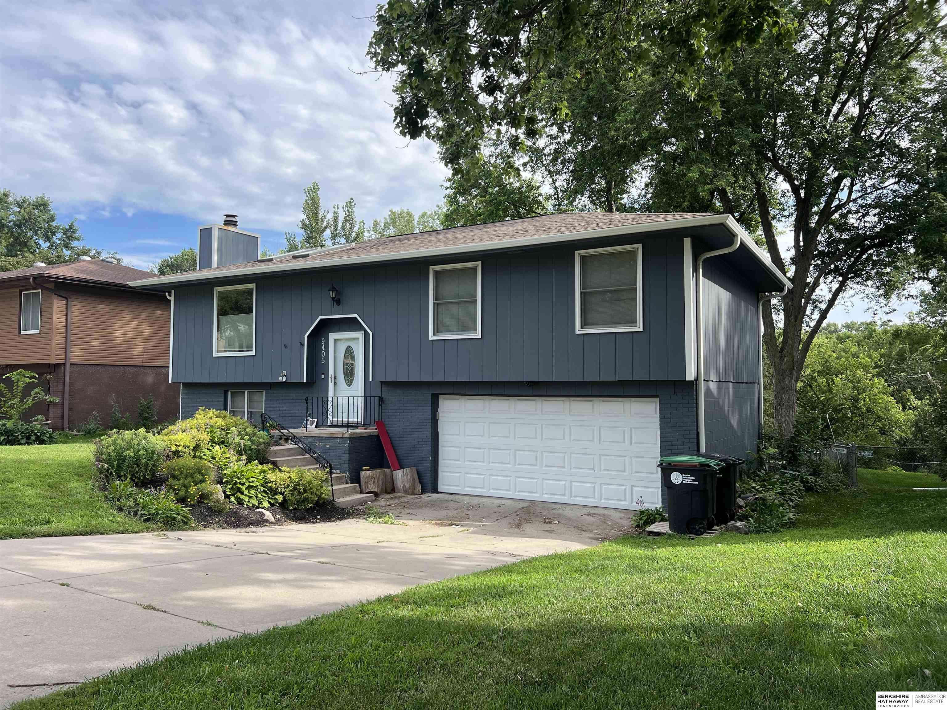 Omaha, Nebraska 68134, United States, 3 Bedrooms Bedrooms, ,3 BathroomsBathrooms,Residential,Active,177704