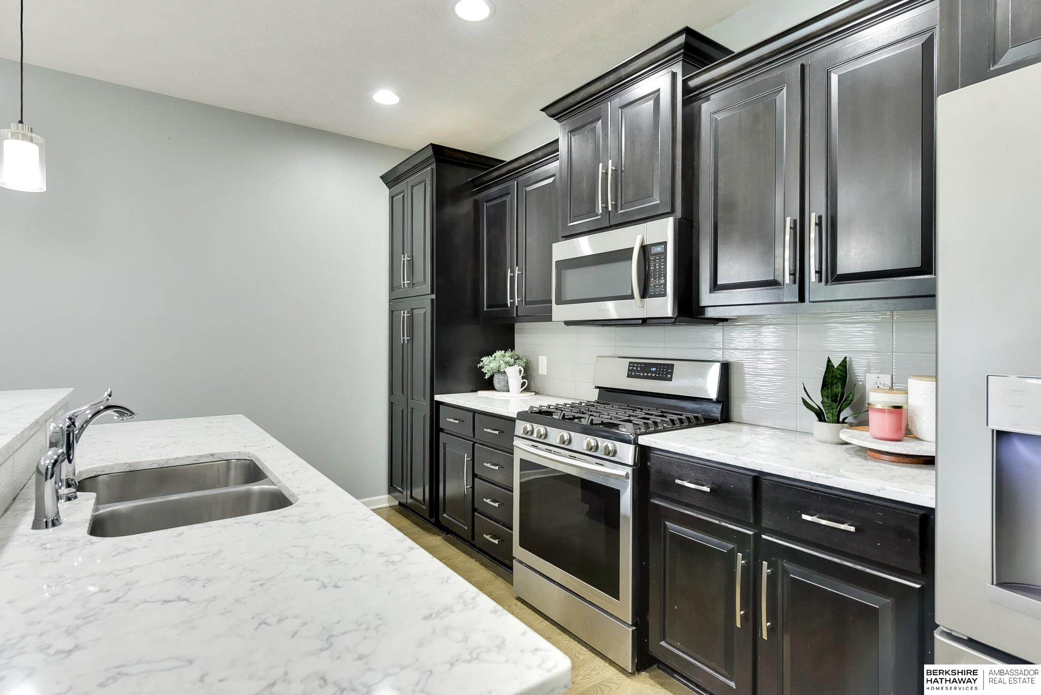 Elkhorn, Nebraska 68022, United States, 4 Bedrooms Bedrooms, ,3 BathroomsBathrooms,Residential,Active,123637