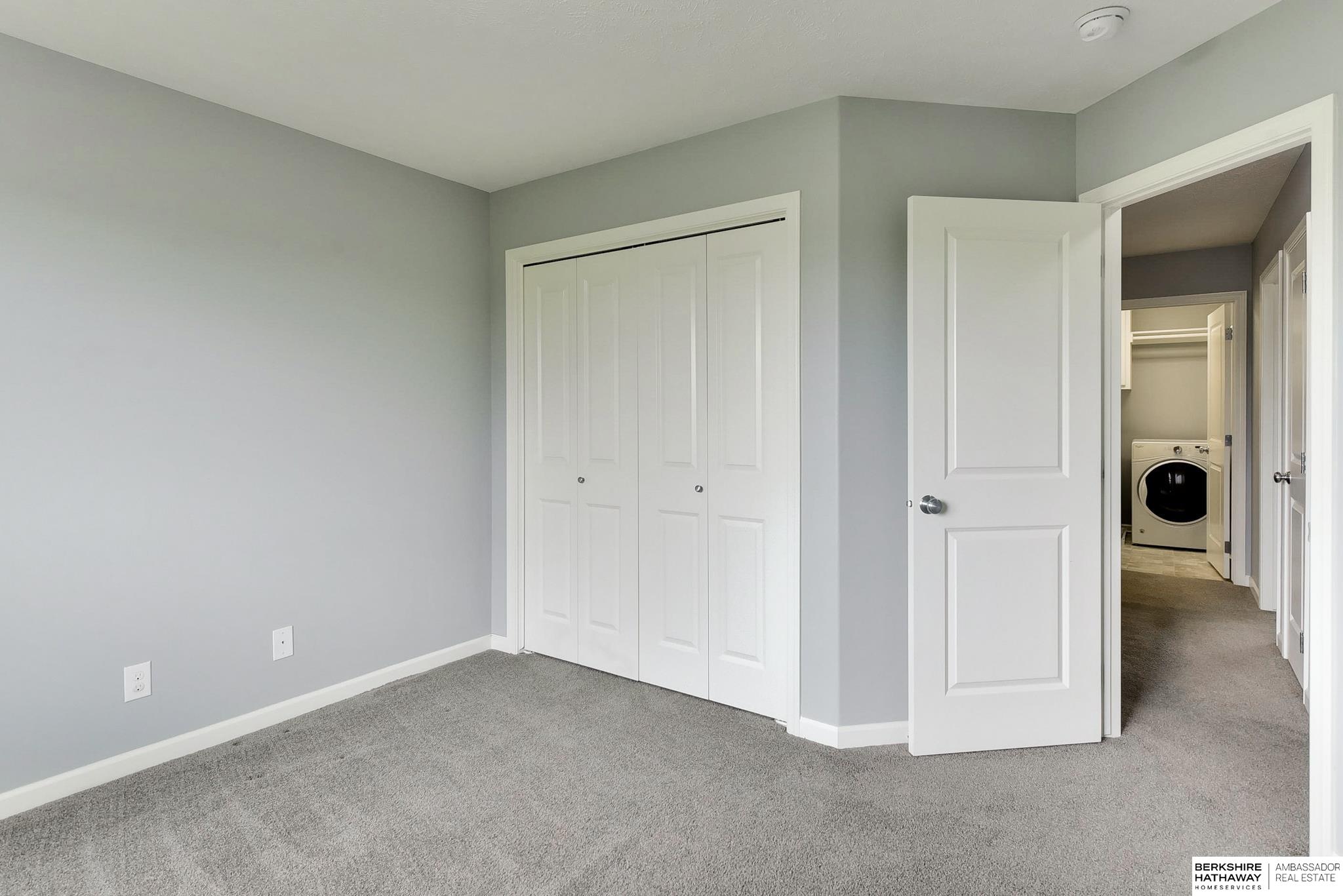 Elkhorn, Nebraska 68022, United States, 4 Bedrooms Bedrooms, ,3 BathroomsBathrooms,Residential,Active,123637