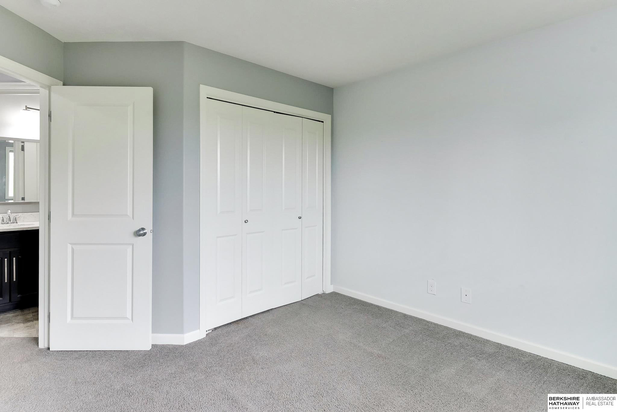 Elkhorn, Nebraska 68022, United States, 4 Bedrooms Bedrooms, ,3 BathroomsBathrooms,Residential,Active,123637