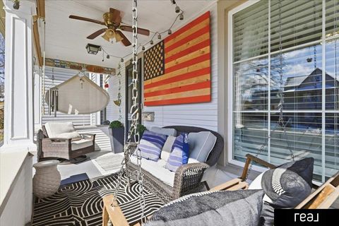 Photo of 2946 Martha Street, Omaha, NE 68105 (MLS # 22606537)