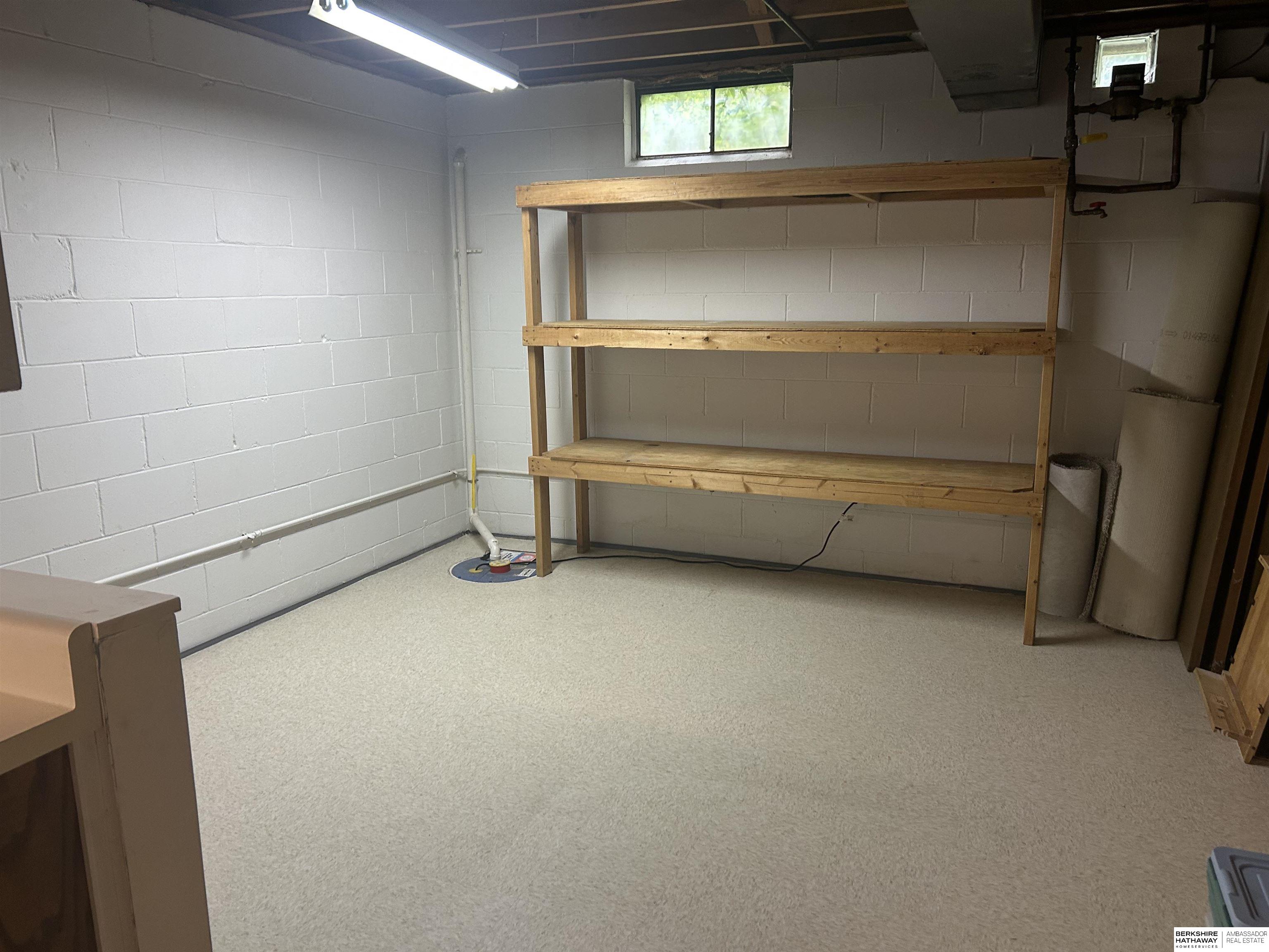 Omaha, Nebraska 68144, United States, 3 Bedrooms Bedrooms, ,2 BathroomsBathrooms,Residential,Active,213368