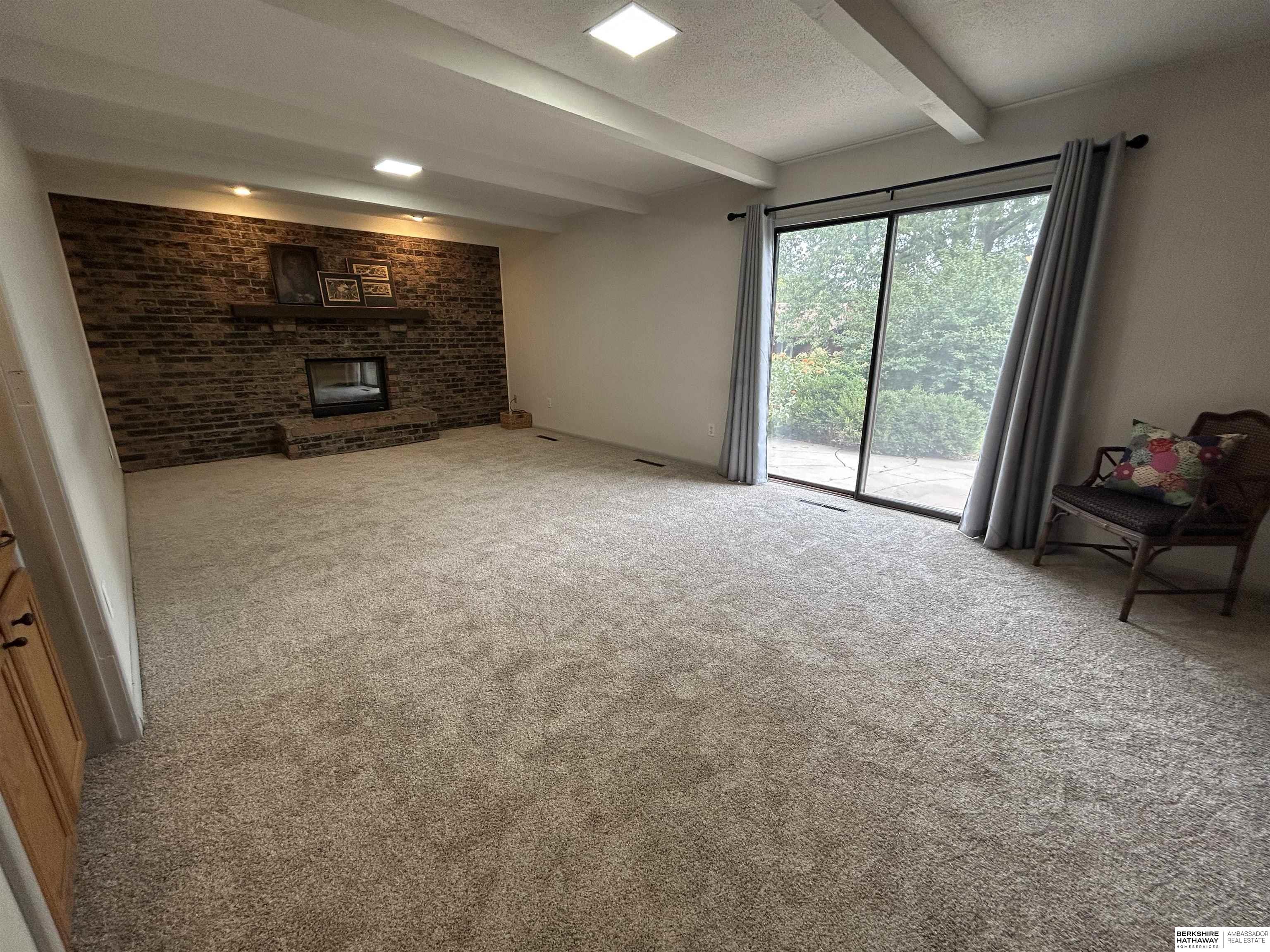 Omaha, Nebraska 68144, United States, 3 Bedrooms Bedrooms, ,2 BathroomsBathrooms,Residential,Active,213368