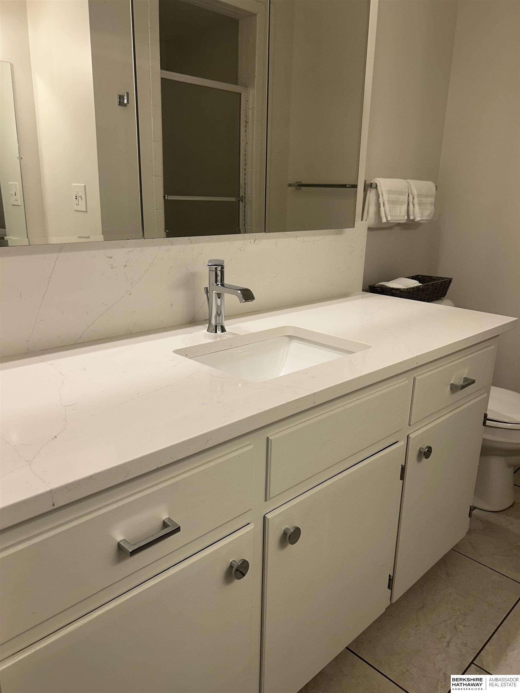 Omaha, Nebraska 68144, United States, 3 Bedrooms Bedrooms, ,2 BathroomsBathrooms,Residential,Active,213368