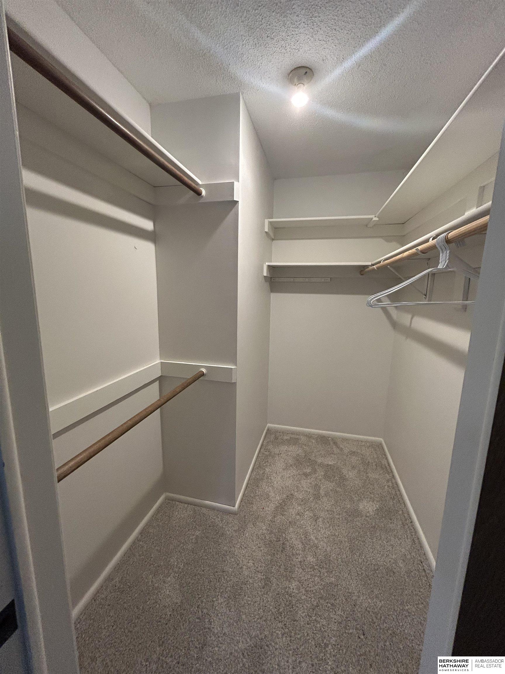 Omaha, Nebraska 68144, United States, 3 Bedrooms Bedrooms, ,2 BathroomsBathrooms,Residential,Active,213368