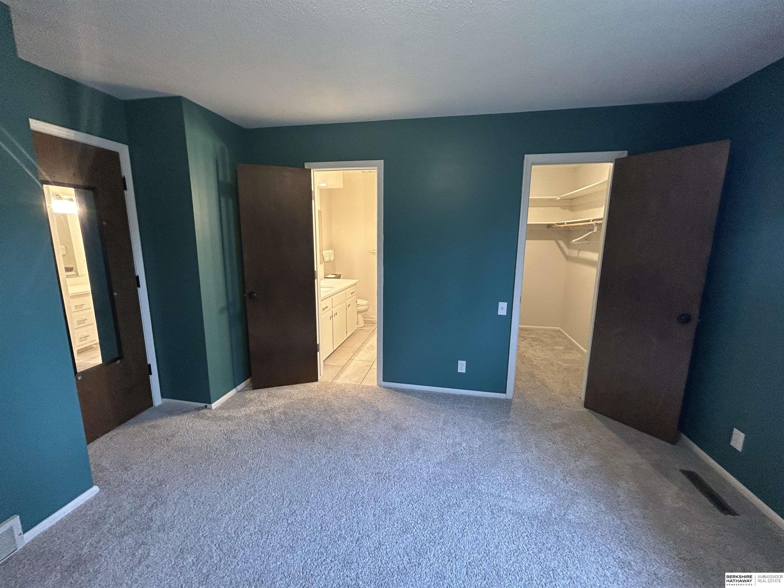 Omaha, Nebraska 68144, United States, 3 Bedrooms Bedrooms, ,2 BathroomsBathrooms,Residential,Active,213368