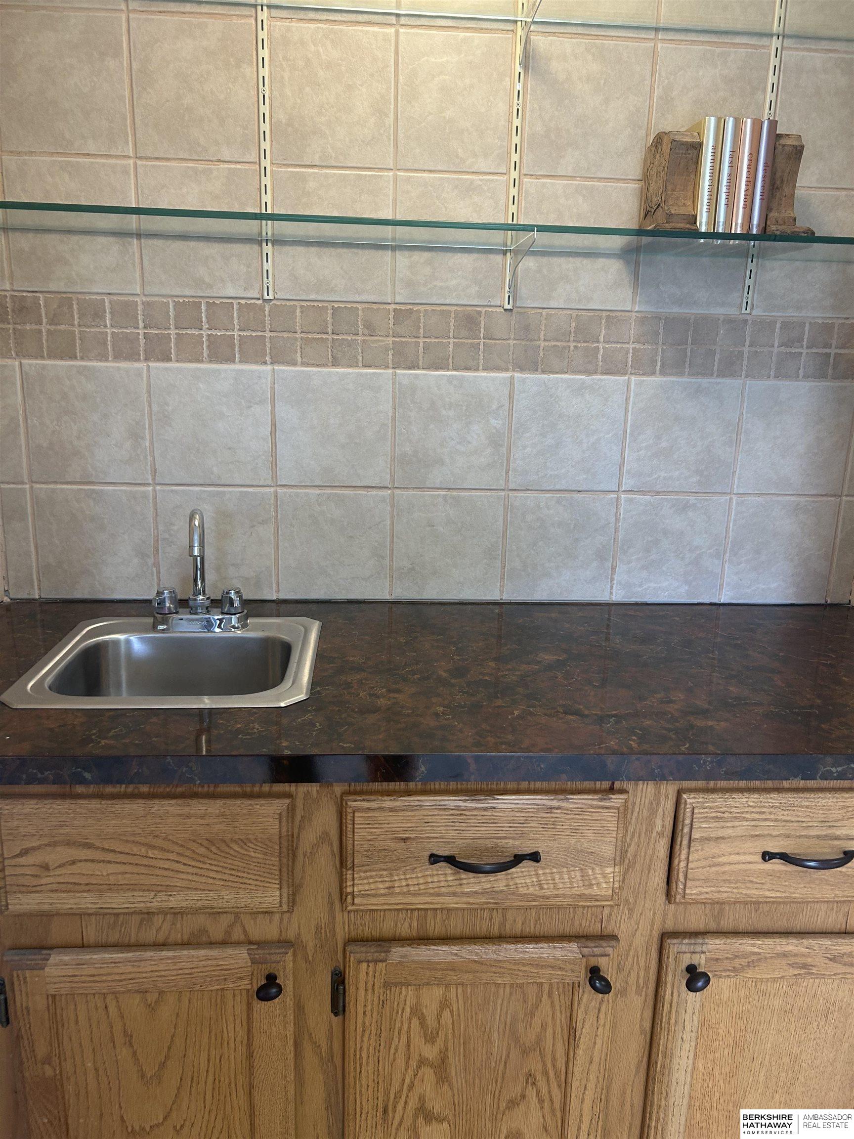 Omaha, Nebraska 68144, United States, 3 Bedrooms Bedrooms, ,2 BathroomsBathrooms,Residential,Active,213368