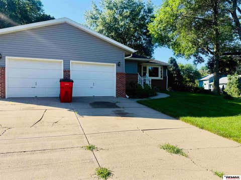 Photo of 6530 Densmore Road, Lincoln, NE 68512 (MLS # 22619678)