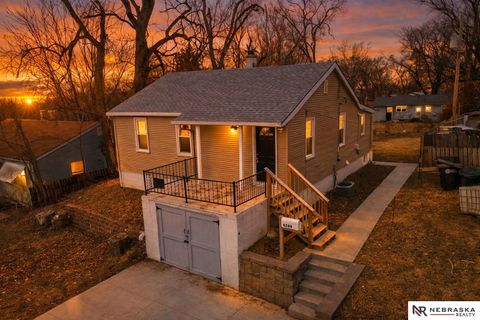 Photo of 4240 Nebraska Avenue, Omaha, NE 68111 (MLS # 22528134)
