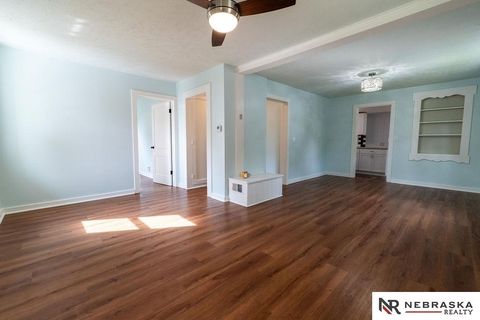 Photo of 4240 Nebraska Avenue, Omaha, NE 68111 (MLS # 22528134)