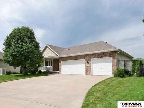 Photo of 10402 N 150th Street, Bennington, NE 68007 (MLS # 22619025)