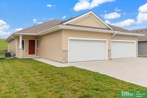 Photo of 8202 S 178th Street, Omaha, NE 68136 (MLS # 22416509)