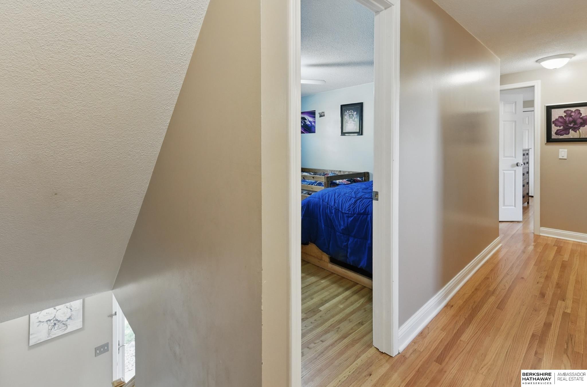 Omaha, Nebraska 68137, United States, 5 Bedrooms Bedrooms, ,3 BathroomsBathrooms,Residential,Pending,131361