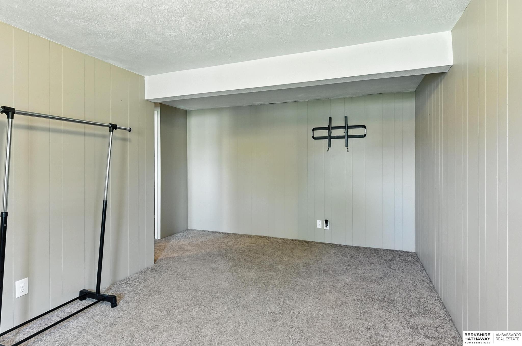 Omaha, Nebraska 68134, United States, 4 Bedrooms Bedrooms, ,2 BathroomsBathrooms,Residential,Active,181695