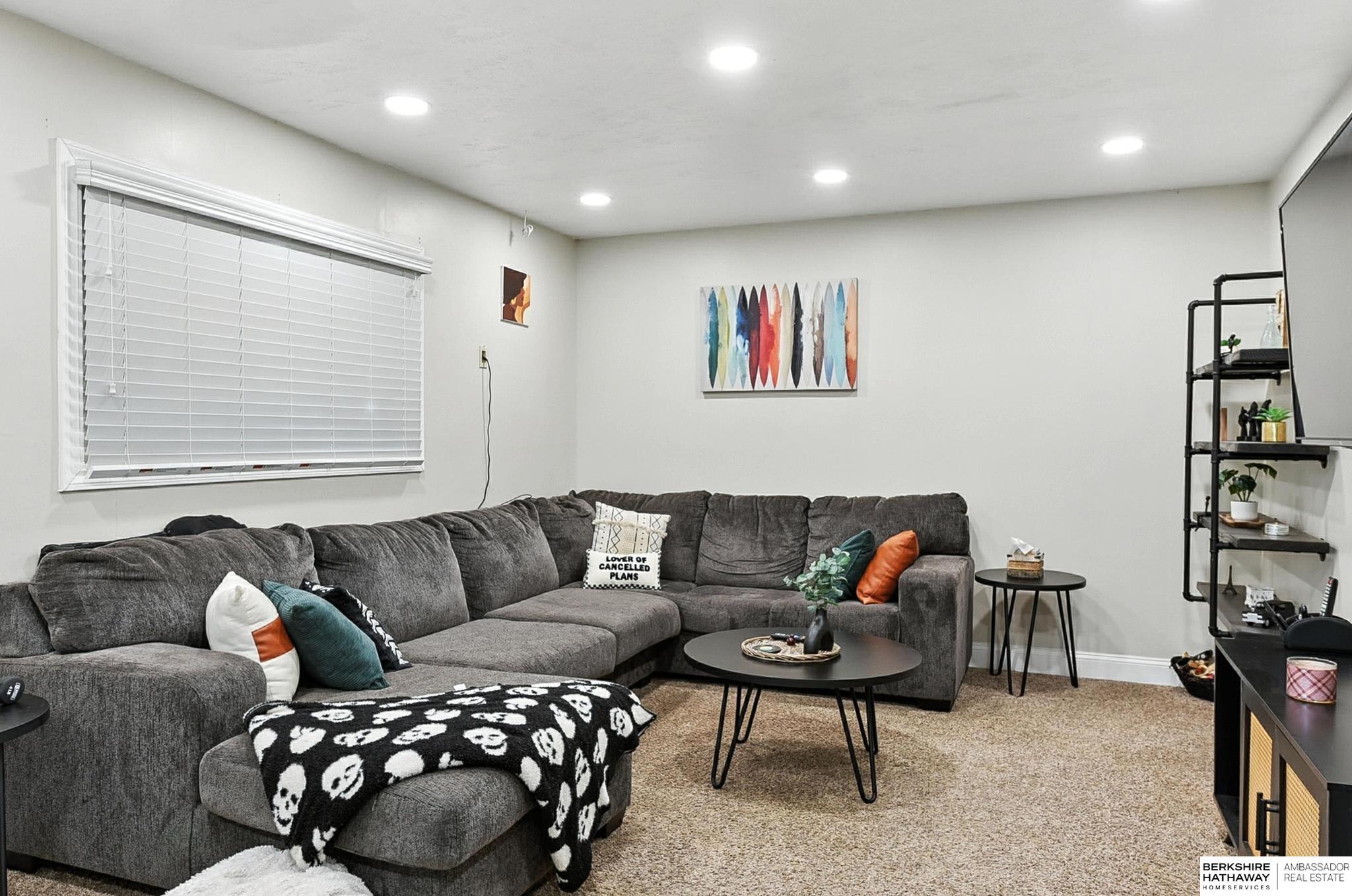 Omaha, Nebraska 68134, United States, 4 Bedrooms Bedrooms, ,2 BathroomsBathrooms,Residential,Active,181695