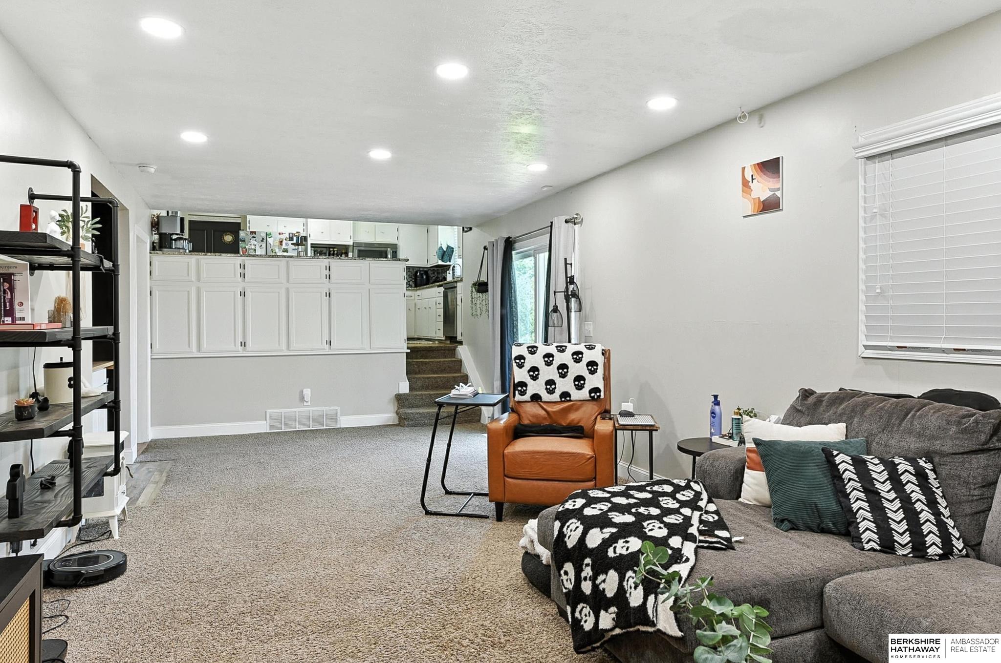 Omaha, Nebraska 68134, United States, 4 Bedrooms Bedrooms, ,2 BathroomsBathrooms,Residential,Active,181695