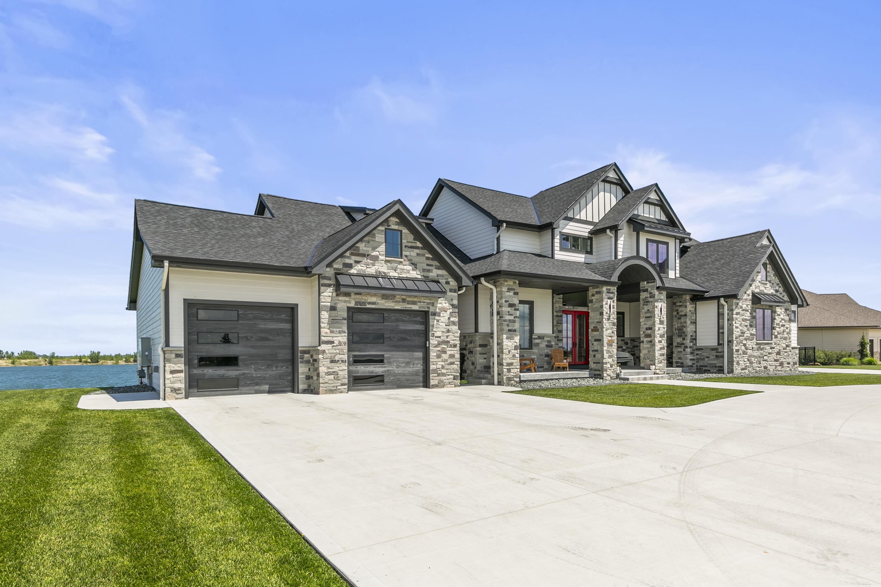 3224 Bryan Shore Drive