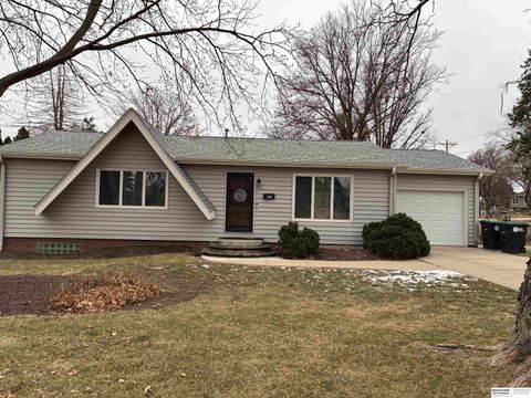 Photo of 9211 Pauline Street, Omaha, NE 68124 (MLS # 22600255)
