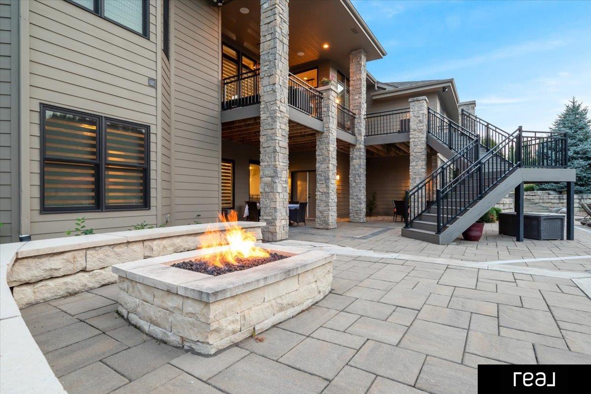 Omaha, Nebraska 68136, United States, 6 Bedrooms Bedrooms, ,6 BathroomsBathrooms,Residential,Active,203452