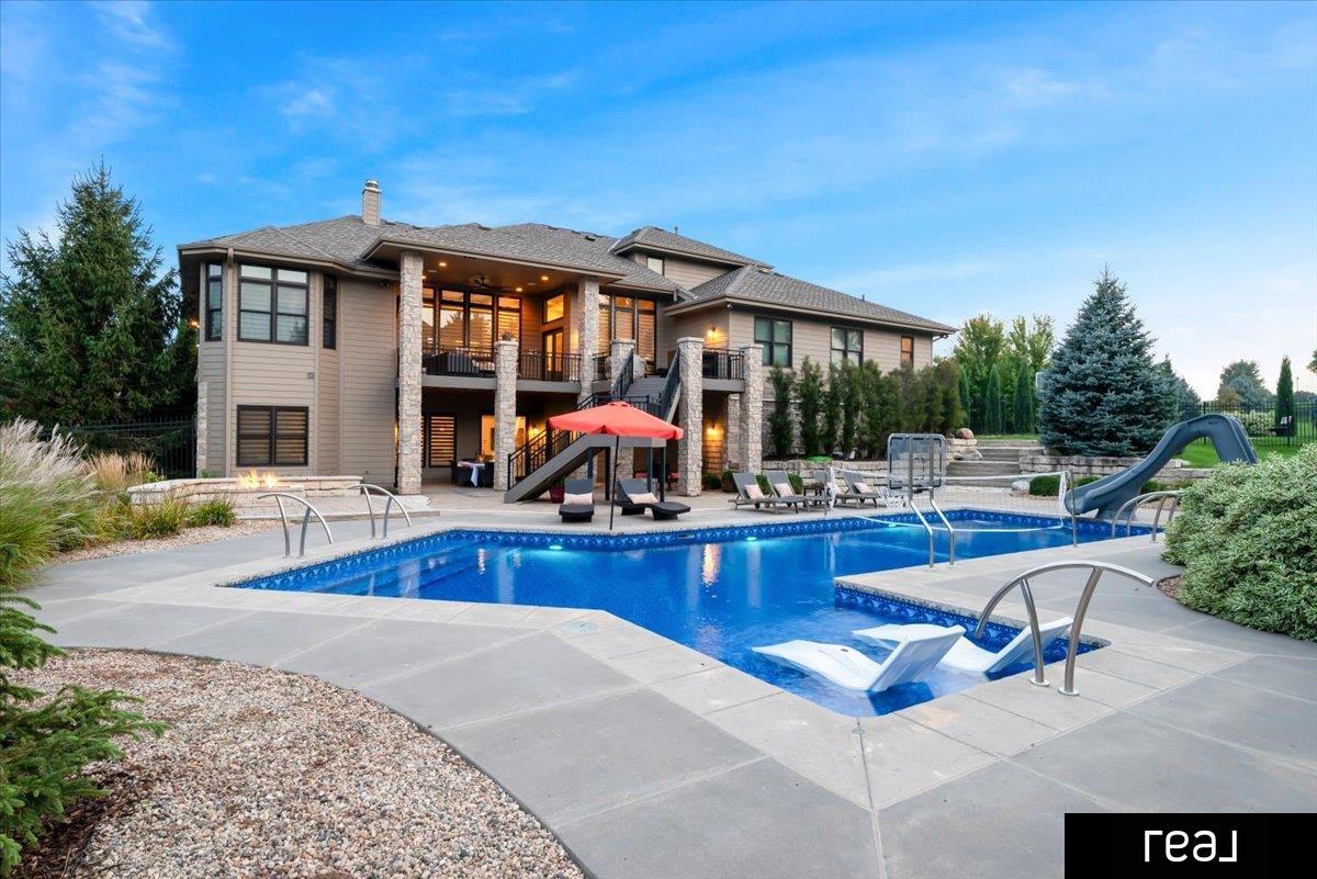 Omaha, Nebraska 68136, United States, 6 Bedrooms Bedrooms, ,6 BathroomsBathrooms,Residential,Active,203452