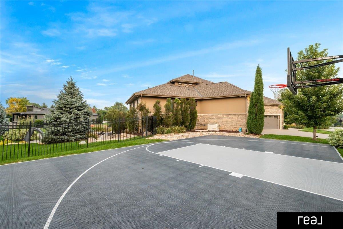 Omaha, Nebraska 68136, United States, 6 Bedrooms Bedrooms, ,6 BathroomsBathrooms,Residential,Active,203452