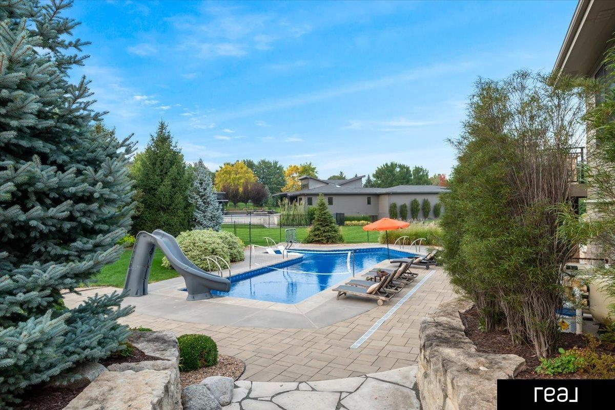 Omaha, Nebraska 68136, United States, 6 Bedrooms Bedrooms, ,6 BathroomsBathrooms,Residential,Active,203452