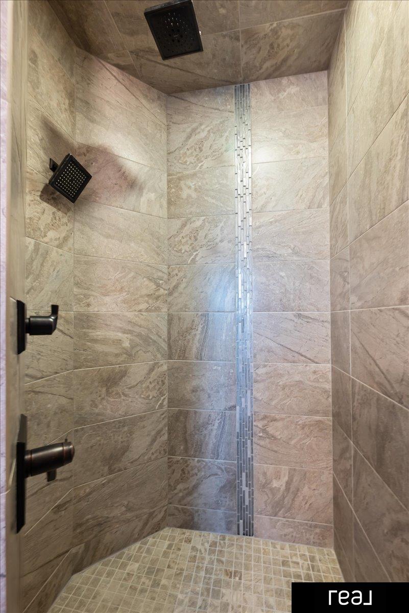 Omaha, Nebraska 68136, United States, 6 Bedrooms Bedrooms, ,6 BathroomsBathrooms,Residential,Active,203452