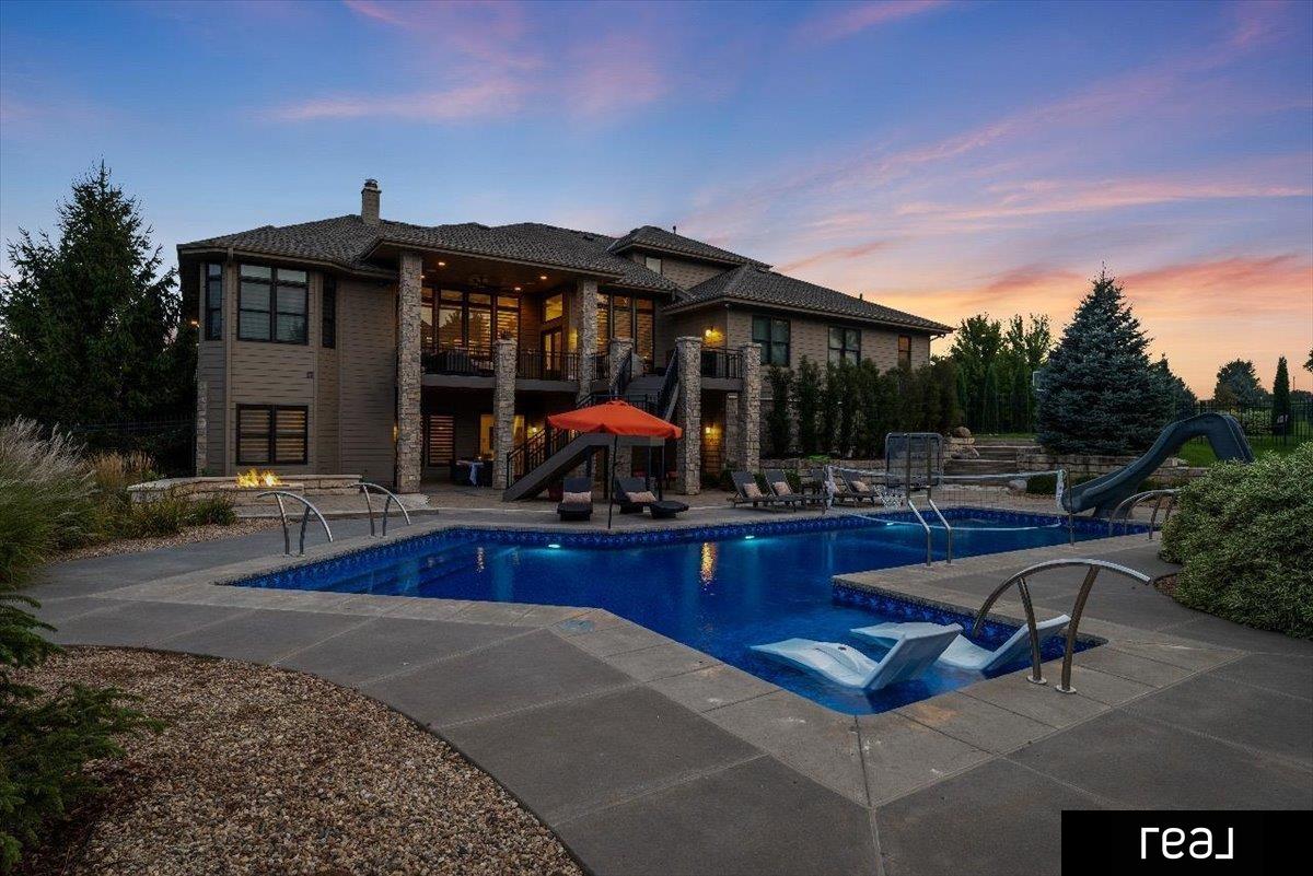 Omaha, Nebraska 68136, United States, 6 Bedrooms Bedrooms, ,6 BathroomsBathrooms,Residential,Active,203452