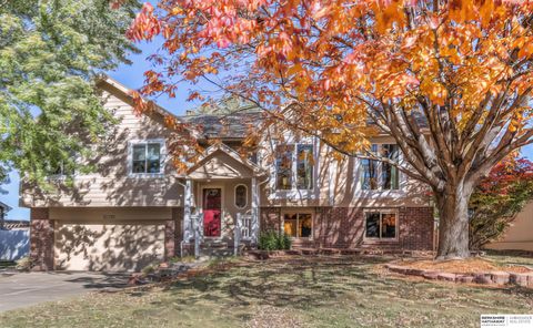 Photo of 10390 Vernon Avenue, Omaha, NE 68134 (MLS # 22531756)