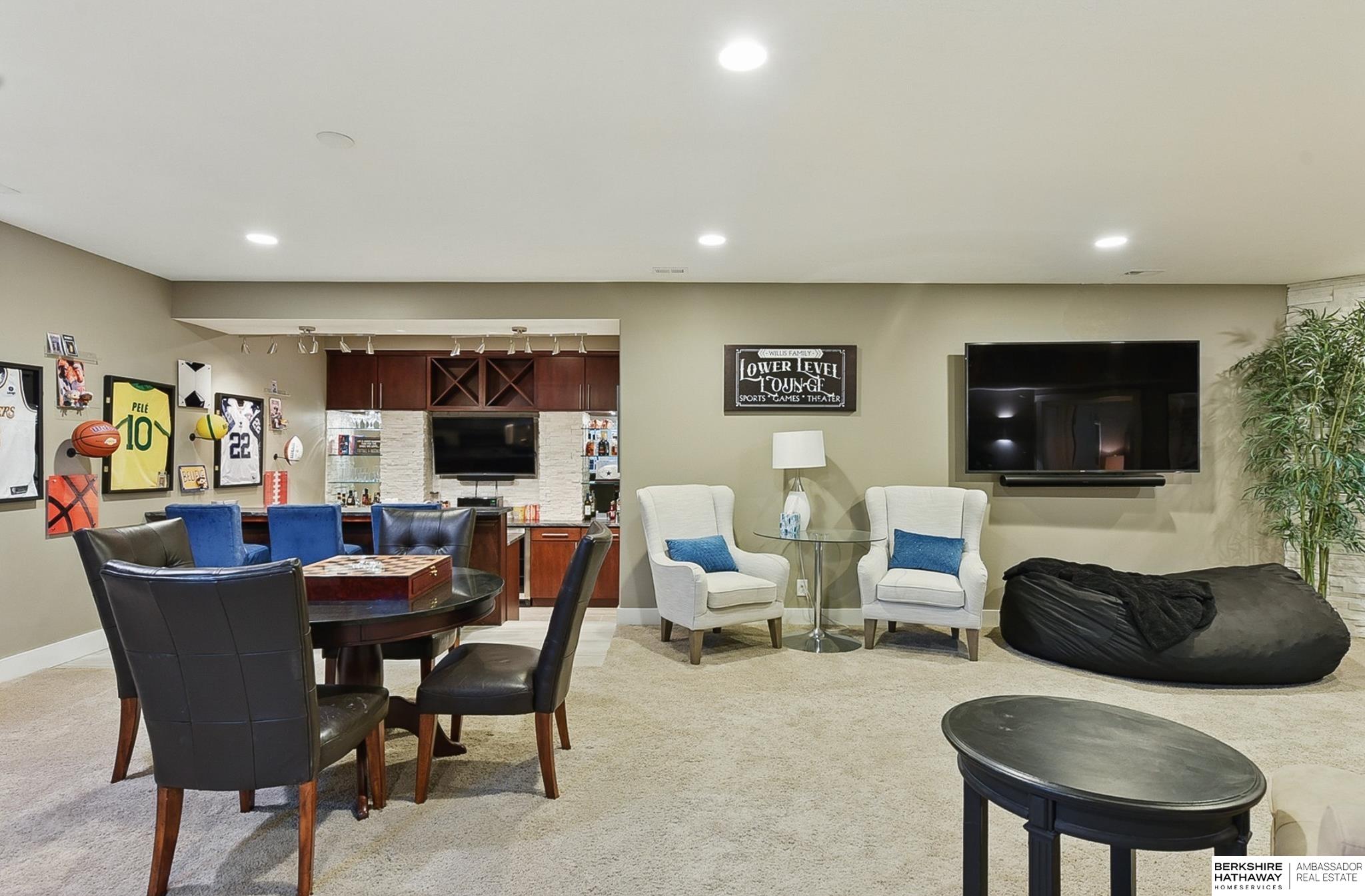 Omaha, Nebraska 68136, United States, 4 Bedrooms Bedrooms, ,3 BathroomsBathrooms,Residential,Active,139114