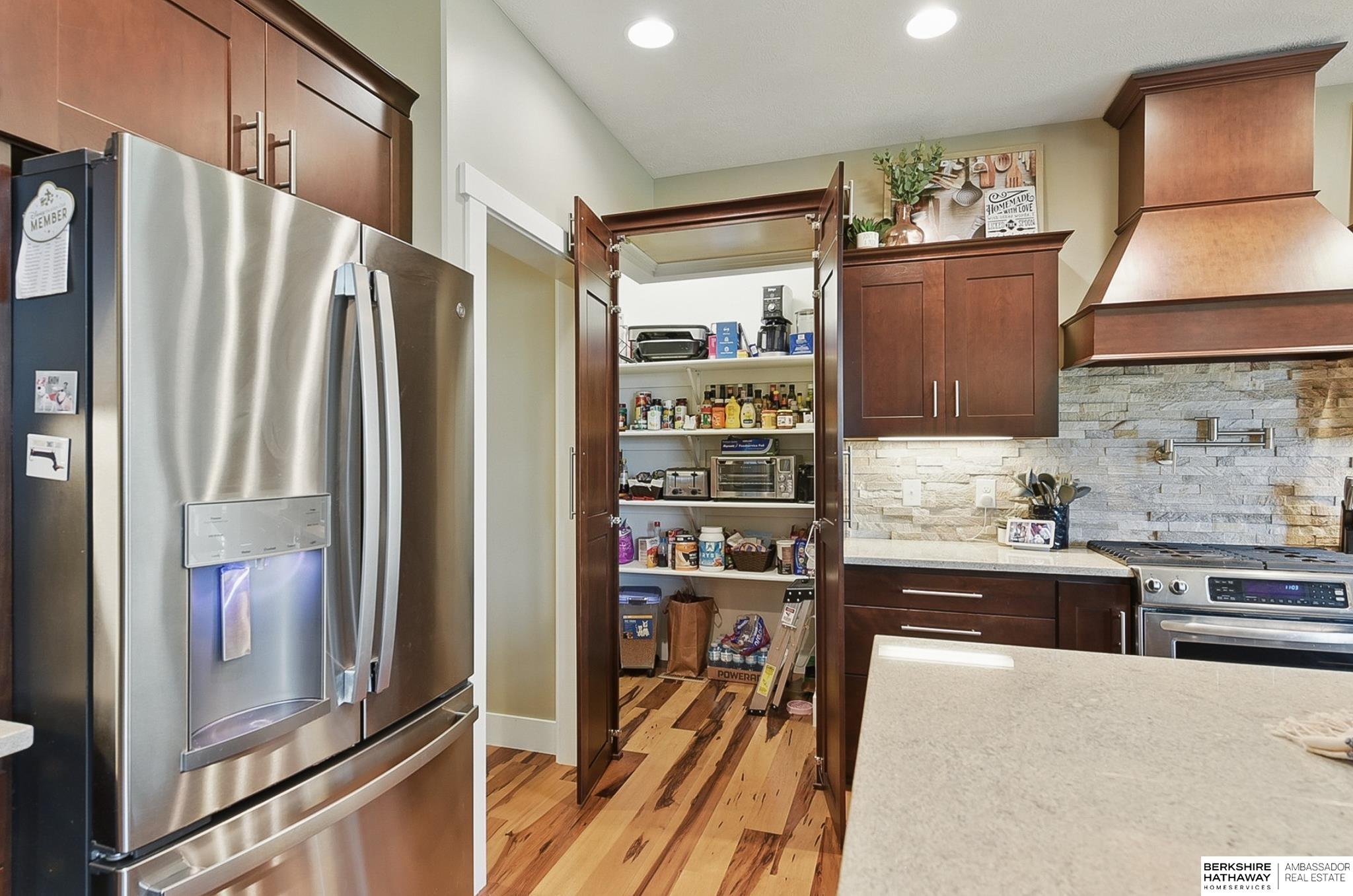 Omaha, Nebraska 68136, United States, 4 Bedrooms Bedrooms, ,3 BathroomsBathrooms,Residential,Active,139114