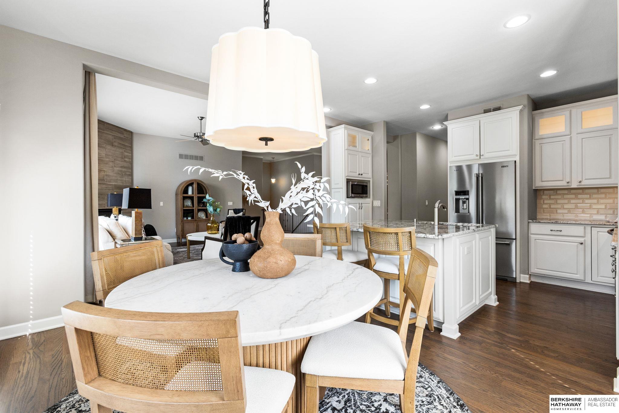 Omaha, Nebraska 68130, United States, 4 Bedrooms Bedrooms, ,3 BathroomsBathrooms,Residential,Pending,212943