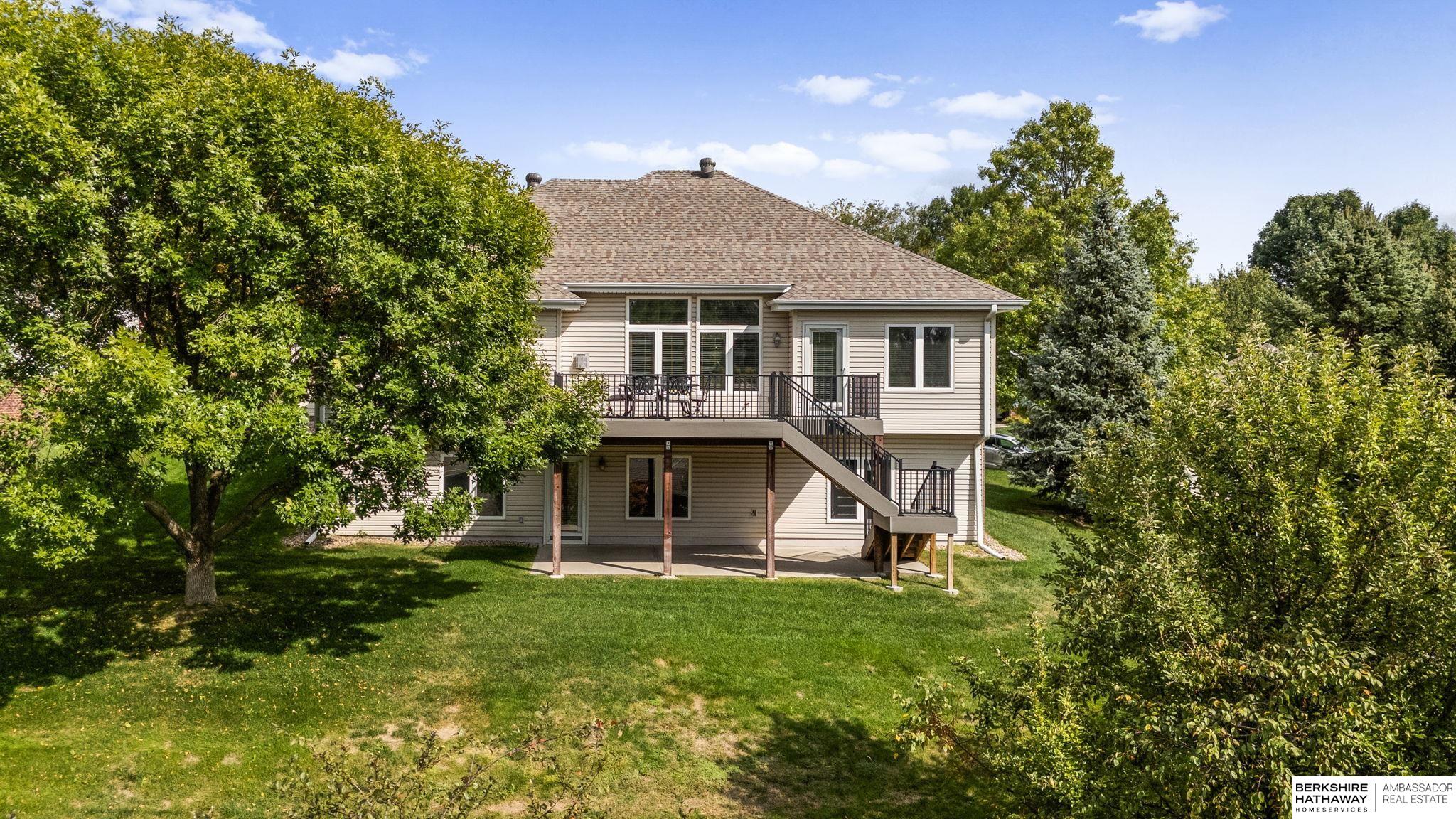 Omaha, Nebraska 68130, United States, 4 Bedrooms Bedrooms, ,3 BathroomsBathrooms,Residential,Pending,212943