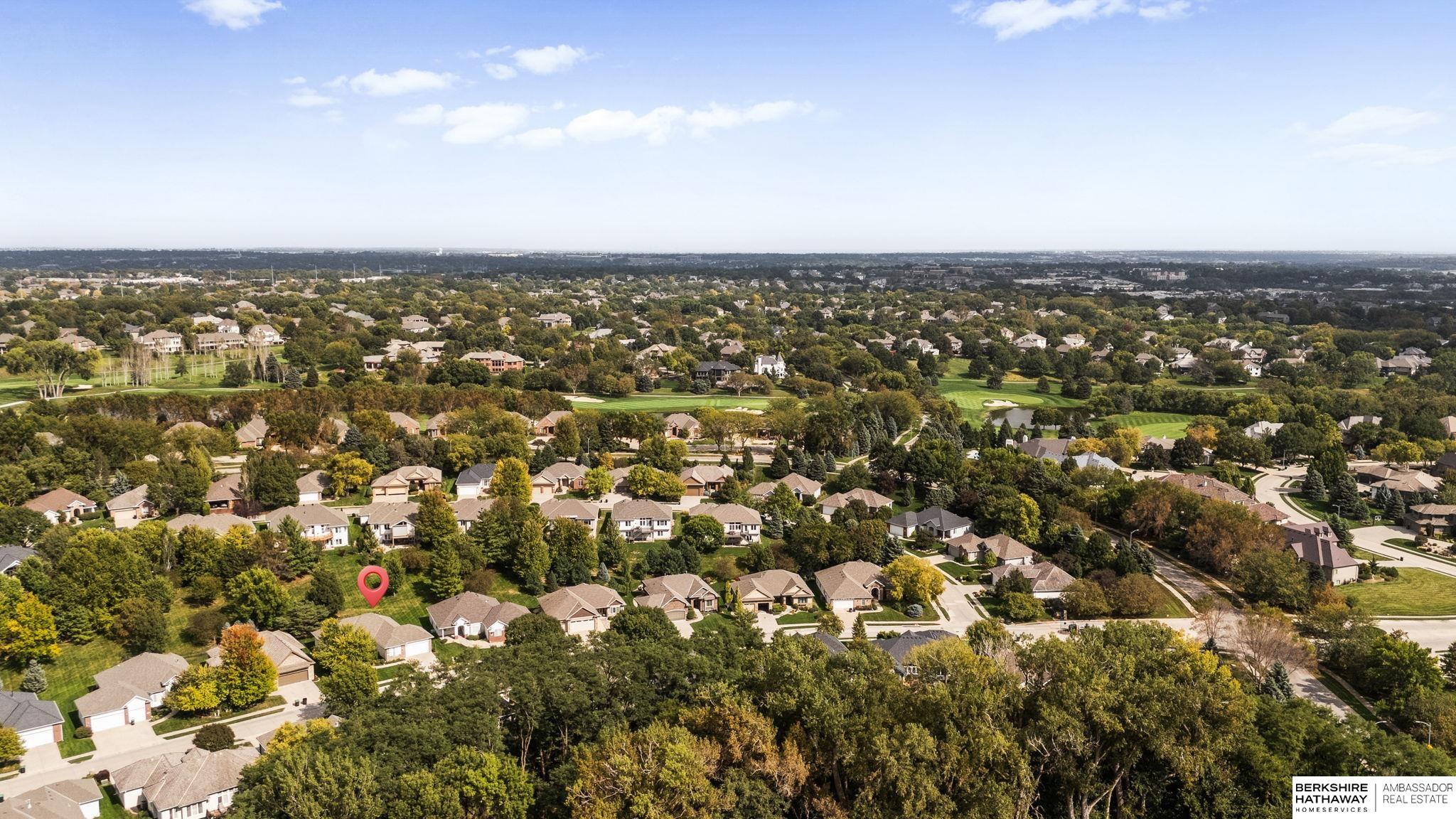 Omaha, Nebraska 68130, United States, 4 Bedrooms Bedrooms, ,3 BathroomsBathrooms,Residential,Pending,212943