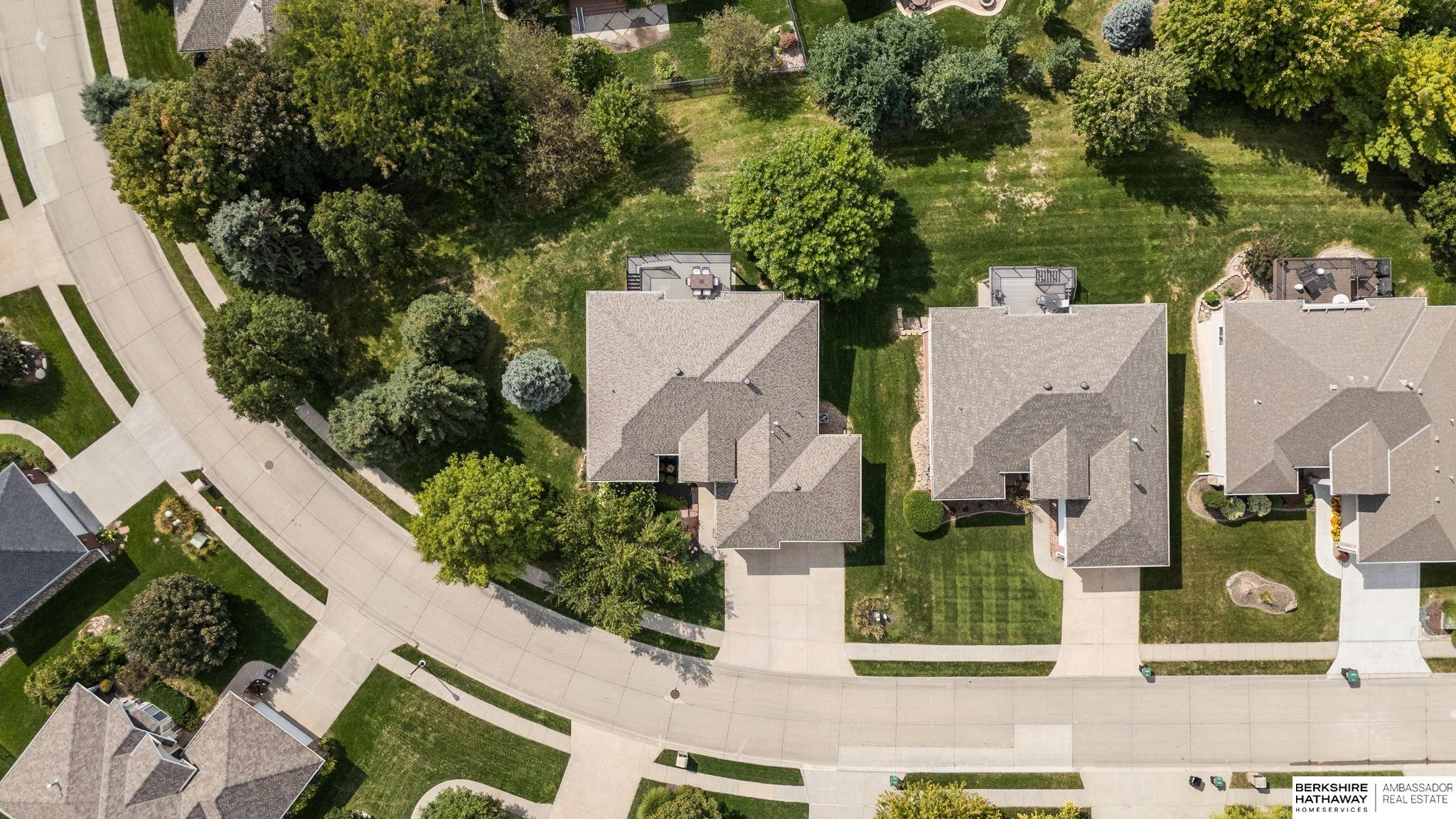 Omaha, Nebraska 68130, United States, 4 Bedrooms Bedrooms, ,3 BathroomsBathrooms,Residential,Pending,212943